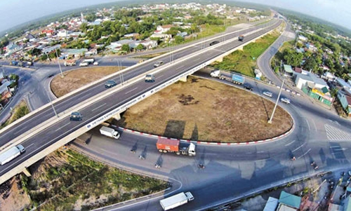 Bao giờ nối thông cao tốc Bắc - Nam?
